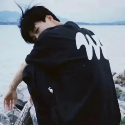 董子墨